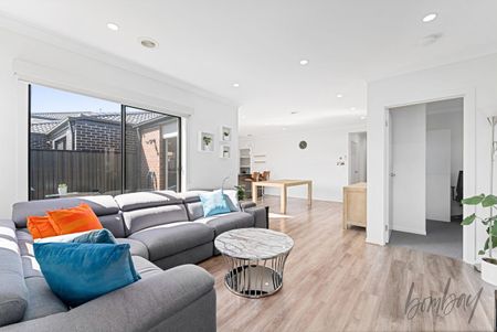 Stylish Family Home in Craigieburn's Highlands - Photo 4