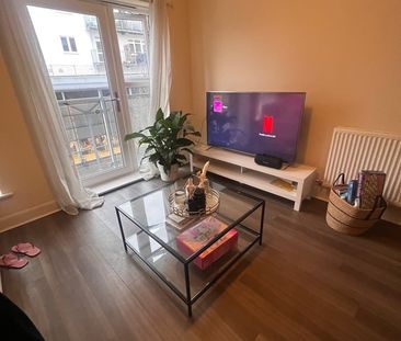 2 Bed Flat, Englefield House, RG30 - Photo 2