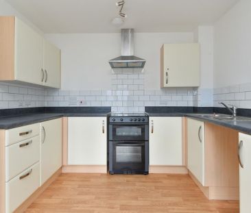 1 bedroom apartment to rent - Photo 2