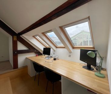 Bemeubelde loft met veel lichtinval - Photo 3