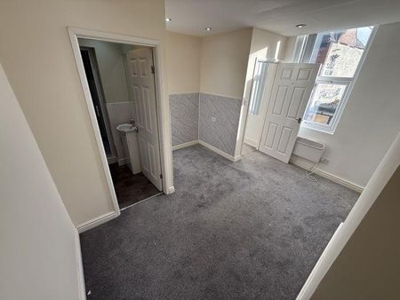 1 bedroom terraced house to rent - Photo 2