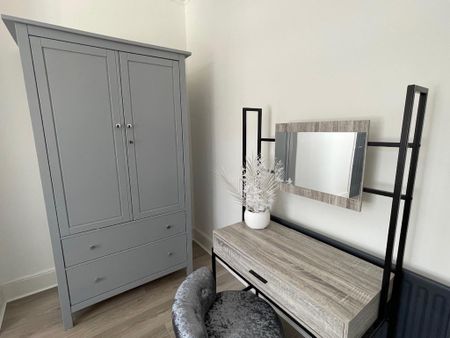 3 bedroom terraced house to rent - Photo 2