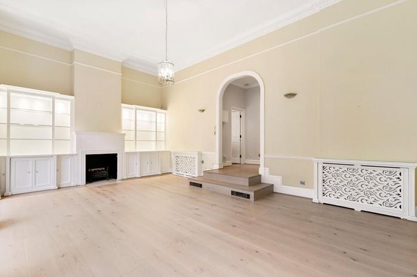 3 bedroom flat to rent - Photo 1