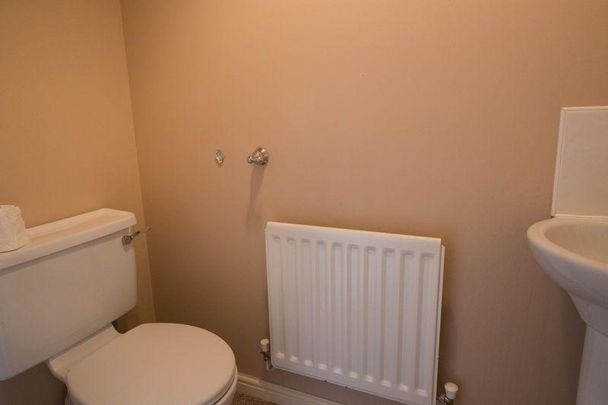 2 bedroom terraced house to rent - Photo 1