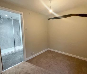 4 bedroom detached house to rent - Photo 4