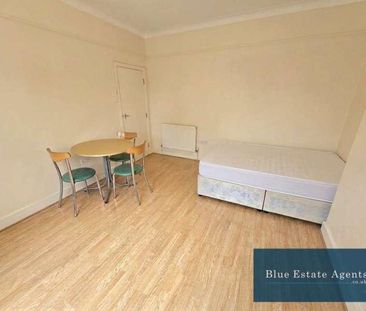 Thornbury Road, Isleworth, TW7 - Photo 2