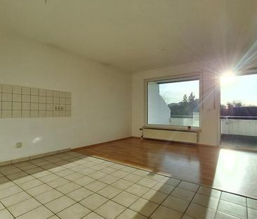 Licht, Luft & Weite: Wohnung mit außergewöhnlich großer Terrasse - Foto 1