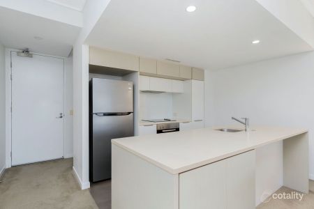 City Living - Photo 4