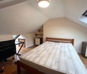 5 bedroom semi-detached house to rent - Photo 3