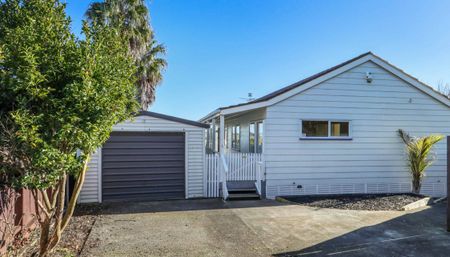 Exclusive Coastal View - Photo 3