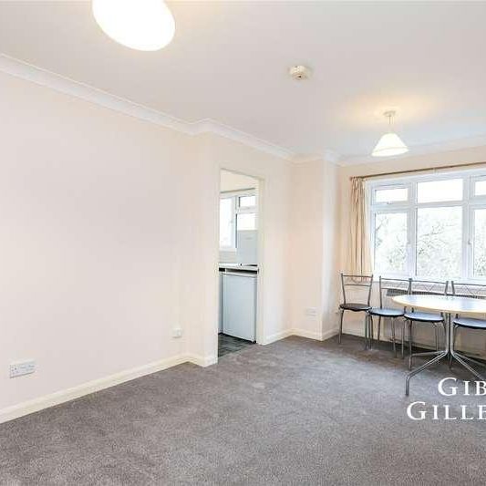 Gainsborough Road, Hayes, UB4 - Photo 1