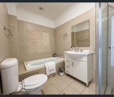 Fully Renovated One-Bedroom Apartment with Huge Courtyard & Pool Ac... - Photo 3