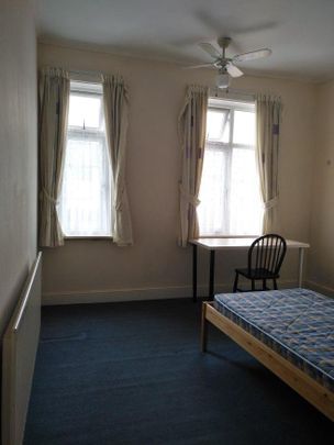 4 bedroom house share to rent - Photo 1