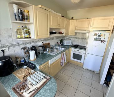 Location Appartement 2 pièces 53m² MONTAIGU VENDEE 85600 - Photo 5