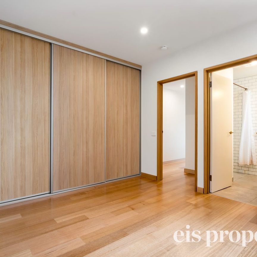 Modern City Living With A Sustainable Edge - Photo 1