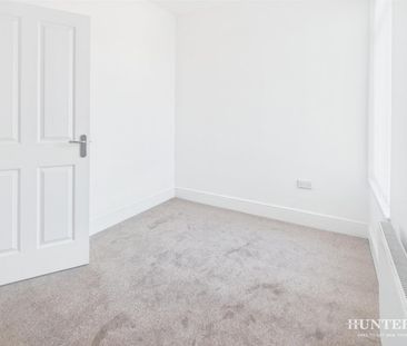 2 bedroom House To Let - Photo 3