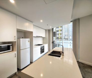 1 Bedroom + Study ( Can be used as second bedroom ) - Photo 5