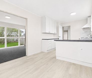 Freshly Renovated 3-Bedroom Family Home – Great Location! - Photo 3
