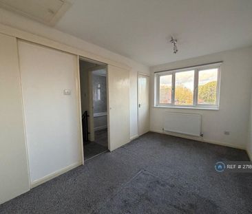 1 bedroom semi-detached house to rent - Photo 2