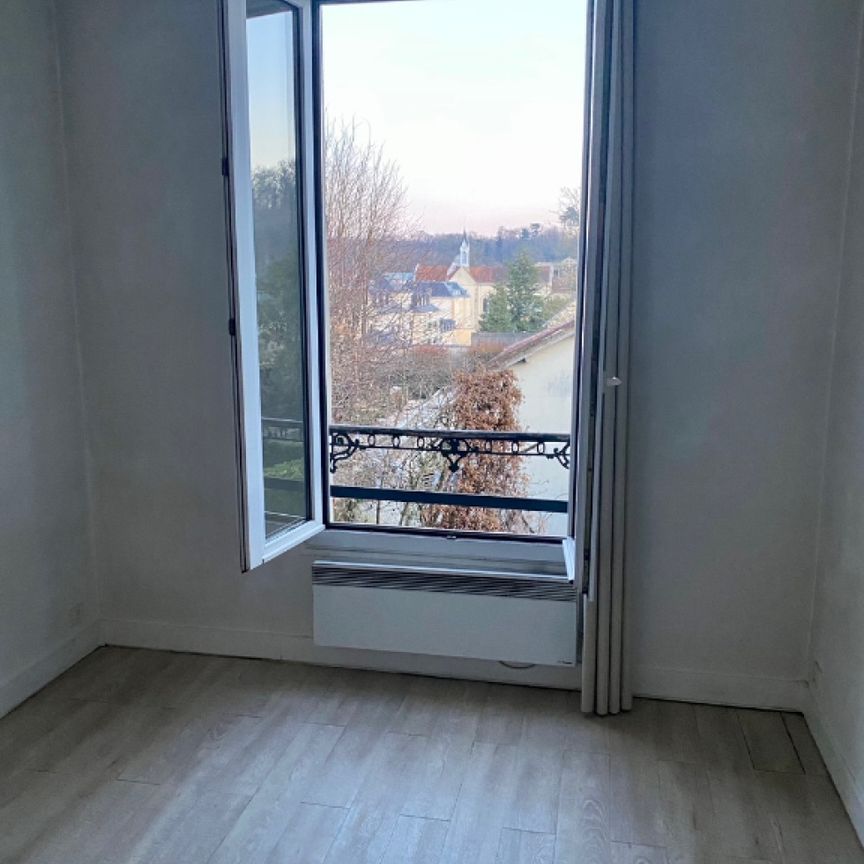 Studio dans le quartier Saint Louis - Photo 1