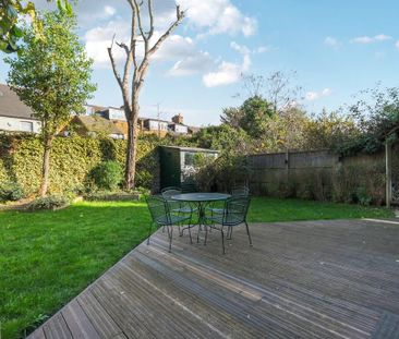 6 bedroom semi-detached house to rent - Photo 6