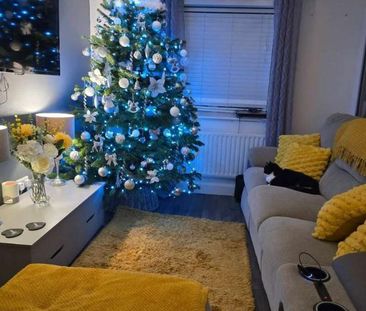 Wenham Place, Hatfield, AL10 - Photo 1