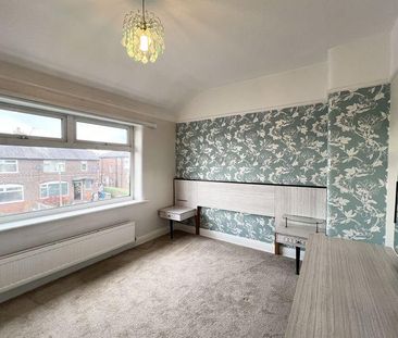 3 bedroom semi-detached house to rent - Photo 5