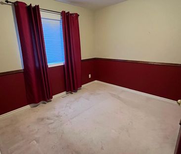 For Lease - 6 White Crescent Unit# Bsm, Barrie, Ontario - Photo 3