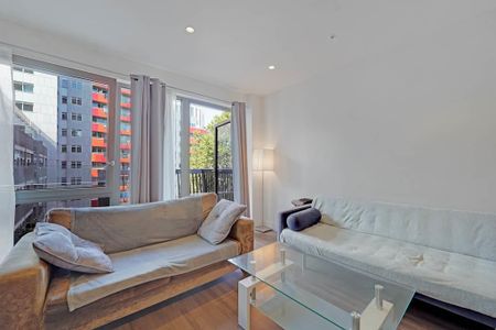 Barking Road, London - Photo 5