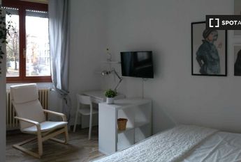 Viale delle Rimembranze di Lambrate, Milan, Lombardy 20134