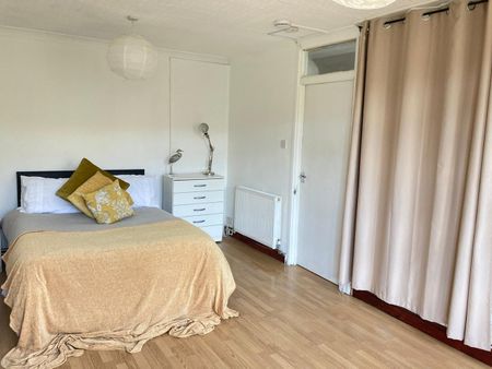 Room in a Shared House, Halyard House, E14 - Photo 3