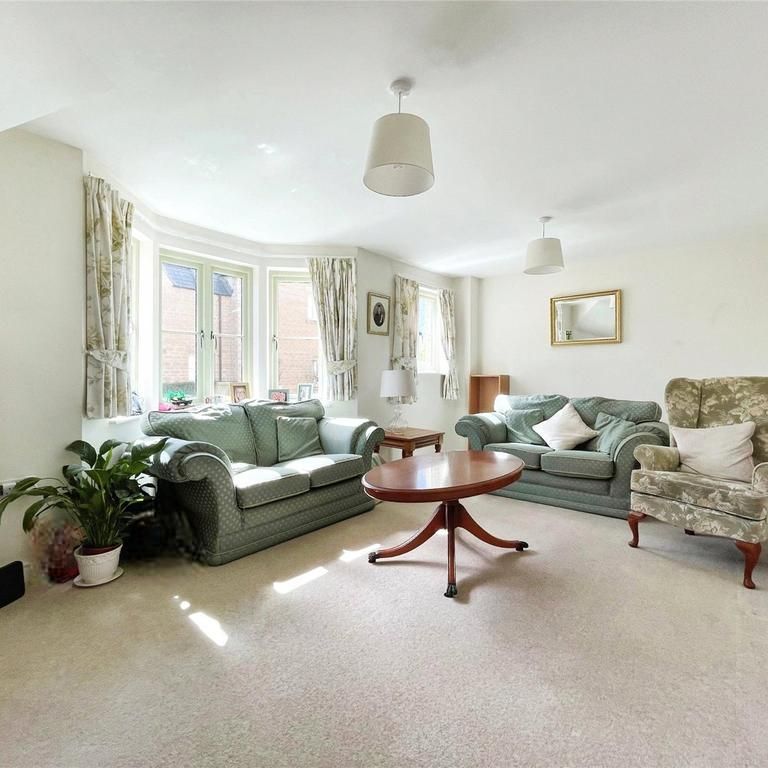 3 bedroom end of terrace house to rent - Photo 1