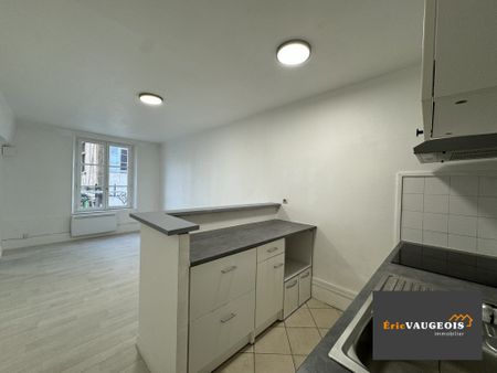 Appart F3 de 50 m² Place du Marché, Coulommiers - Photo 3