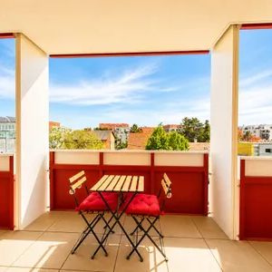 ALL-INCLUSIVE-LIVING I Badeteich Hirschstetten I großzügiger Balkon I Nähe U-Bahn I Lift vorhanden I Fußbodenheizung I moderne Ausstattung I Grünlage I Möbel Übernahme möglich - Photo 3