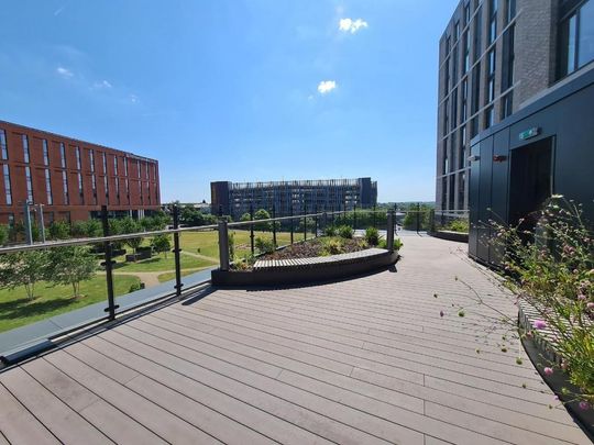 Studio to rent - Photo 1