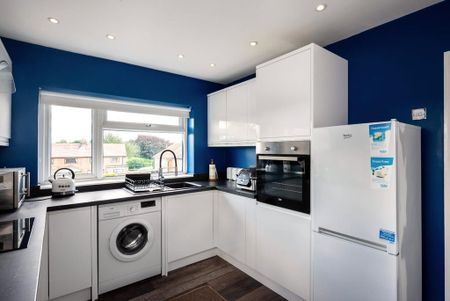 2 bedroom flat to rent - Photo 5