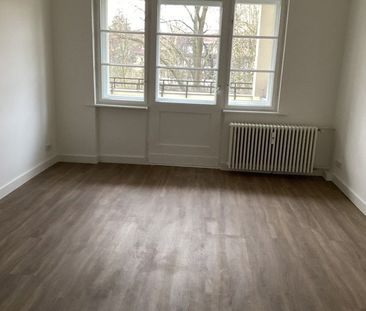Berlin Niederschönhausen 2 Zimmer Balkon komplett saniert ab sofort! - Photo 1