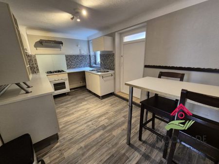 Maison mitoyenne F5 de 96 m² - ALSTING - Photo 3