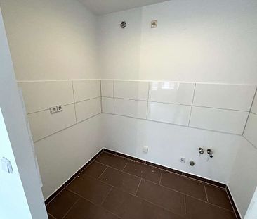 Platz f&uuml;r Dein Leben! 2-Zimmer Wohnung mit 2 Balkonen in Berlin Lichtenberg. - Foto 4