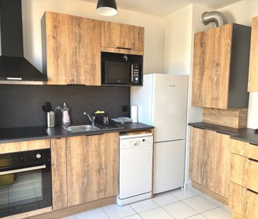 Location Appartement 2 pièces 42m² LYON 4ème - Photo 5