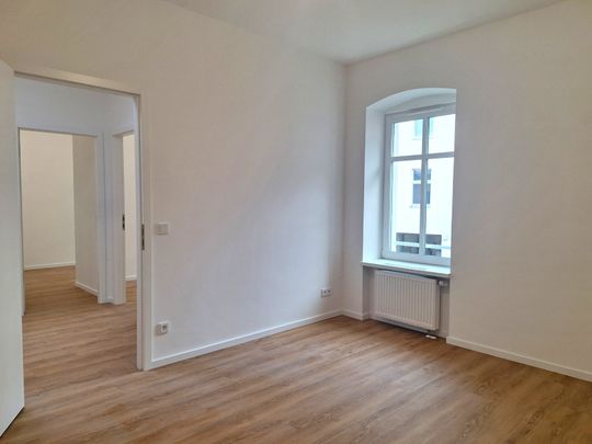 Etwas ganz Besonderes: Maisonette in ausgebauter Remise! - Photo 1