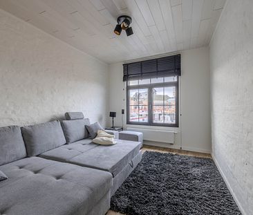 Volledig gerenoveerde, kleine bovenwoning met ruim terras – Lier - Foto 4