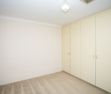 Peaceful Living in a Prime Waterford Pocket - Photo 3