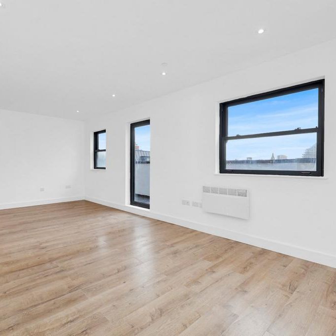 2 bedroom flat to rent - Photo 1