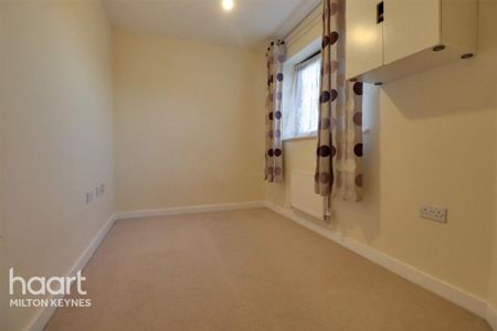 3 bedroom detached house to rent - Photo 2