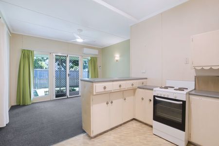 17 Cowen Street - Photo 2