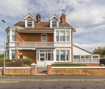 5 bedroom detached house to rent - Photo 3
