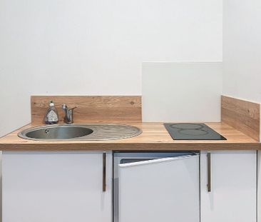 Appartement à louer - REIMS- HYPER CENTRE- - Photo 2