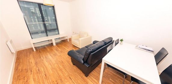 1 bedroom flat to rent - Photo 2