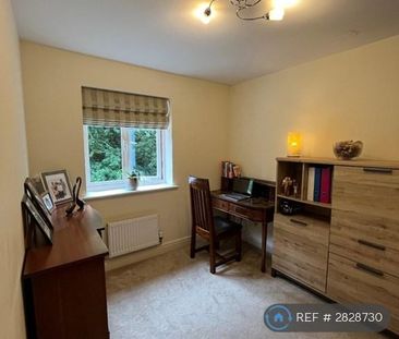 4 bedroom detached house to rent - Photo 5